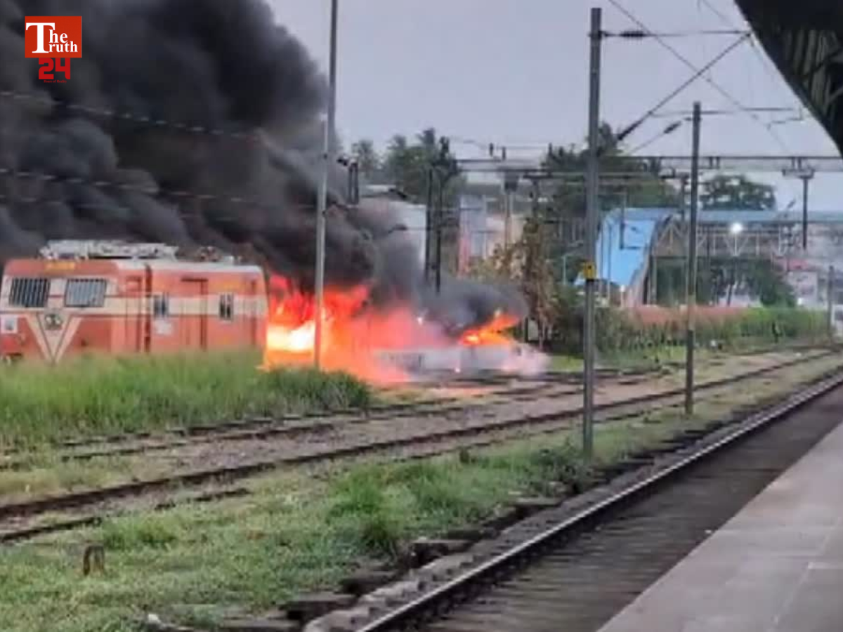 thrissur railway station fire