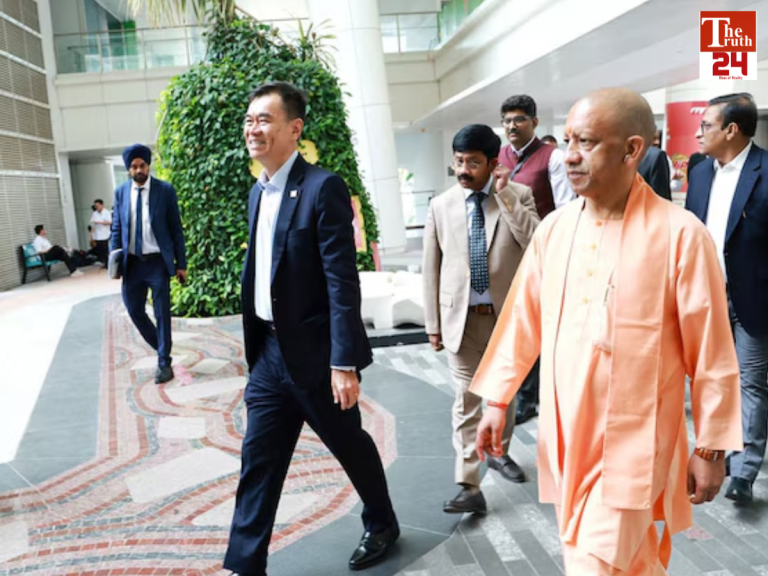 Cm yogi adityanath singapore visit 6650 crore investment mou Sign