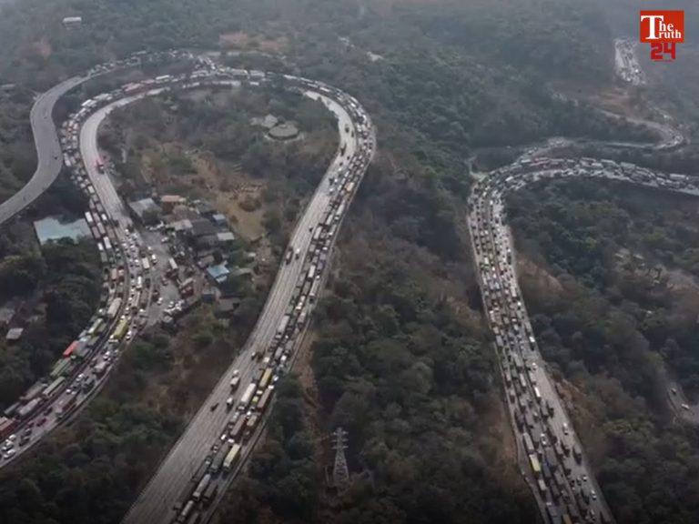 MUMBAI PUNE EXPRESSWAY