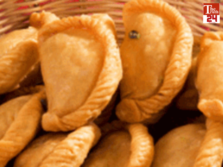 try this hack for gujiya to taste like shop and without burst in kadhai problem holi