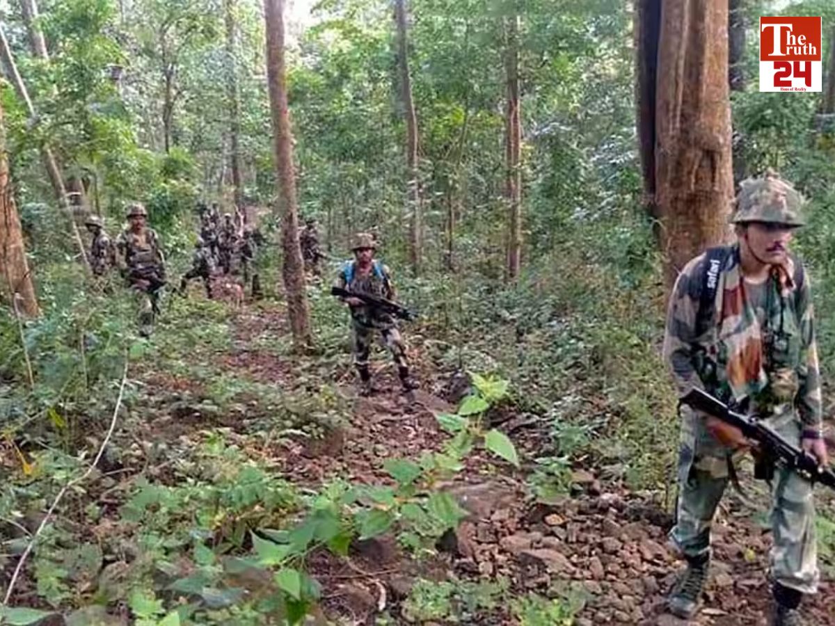 5 lakh reward naxal moochaki kailash killed sukma chhattisgarh