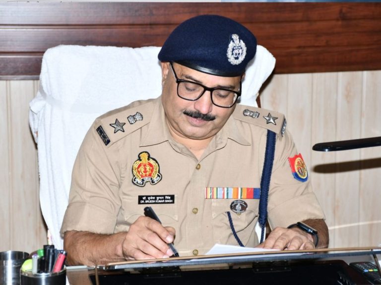 badaun double murder case ssp brijesh kumar singh transferred