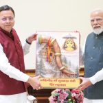 Cm Dhimi meets pm modi in Delhi discusses infrastructure and tourism Invitation for arrival in Uttarakhand