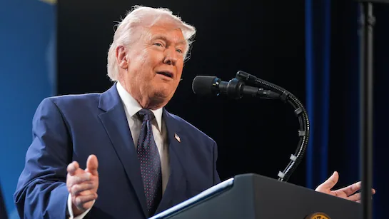 hksv27gg_donald-trump-_625x300_10_March_26