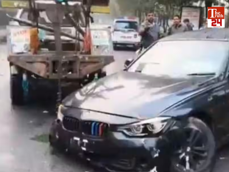 luxury car speeding accident hyderabad