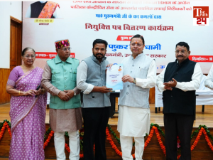 uttarakhand CM Pushkar Singh Dhami handed over appointment letters to 63 sanitation inspectors