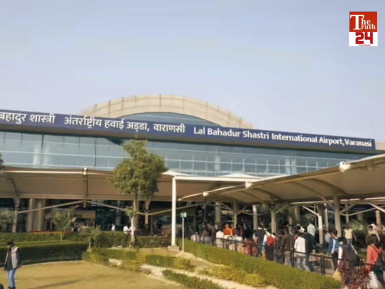 varanasi babatpur airport 25 kg ganja seized passengers coming from thailand