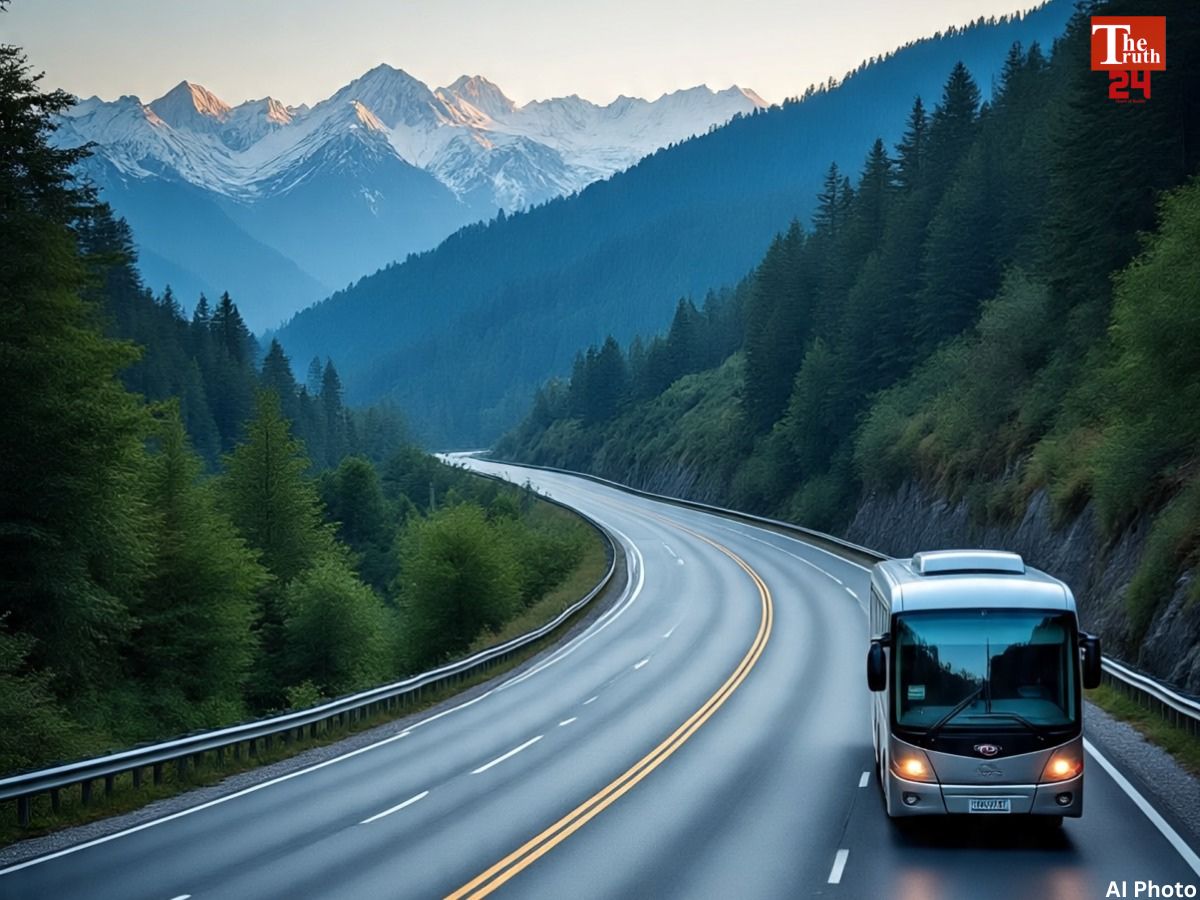 Delhi-Dehradun Expressway bus
