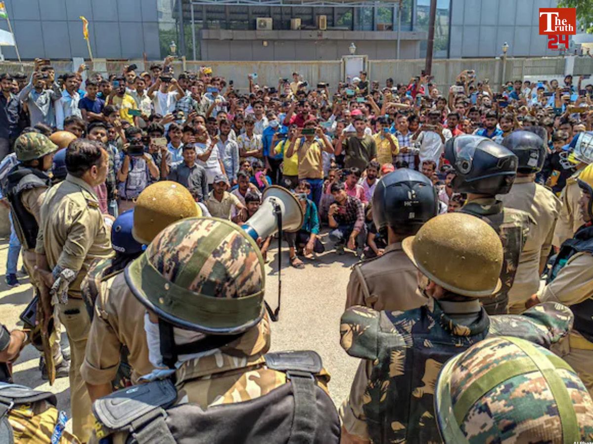 Noida labour protest