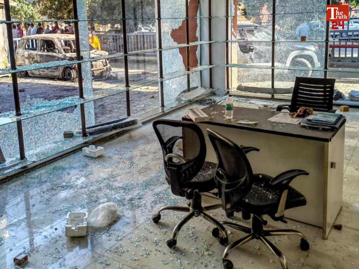 Noida workers protest