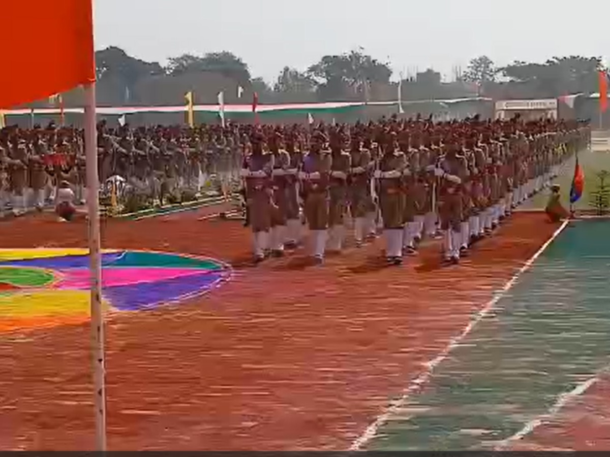 Gonda gets 497 new police personnel ig amit pathak salutes passing out ceremony in Police Line