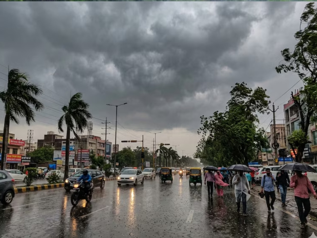 Noida Ghaziabad weather update forecast 29 April 2026 imd heavy rain wind storm alert today mausam