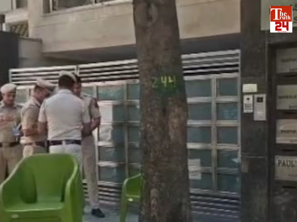 delhi-22-year-old-women-sexual-assault-murder-by-charger-cable