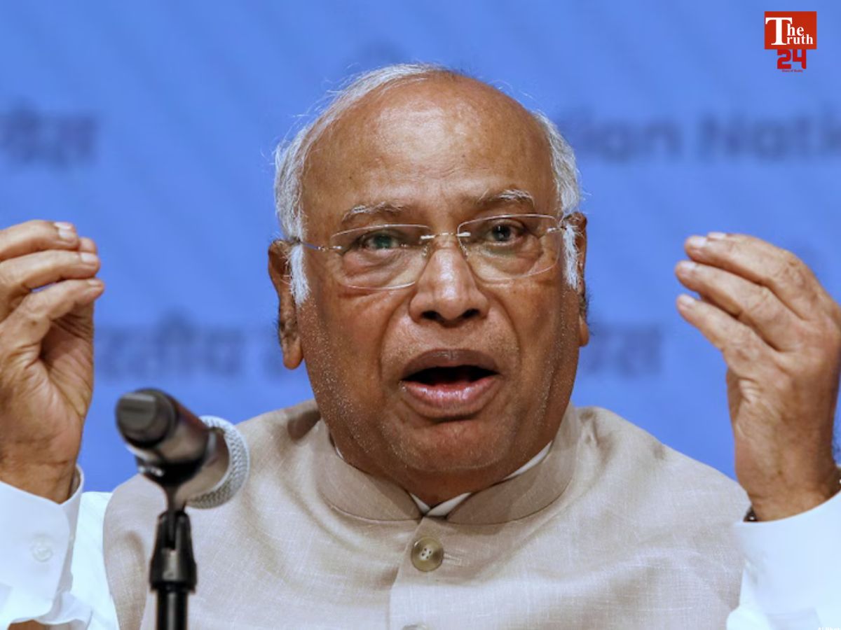 kharge called terrorist to pm modi