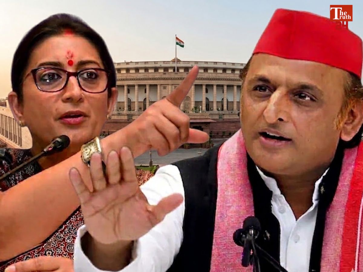 smriti irani vs akhilesh yadav