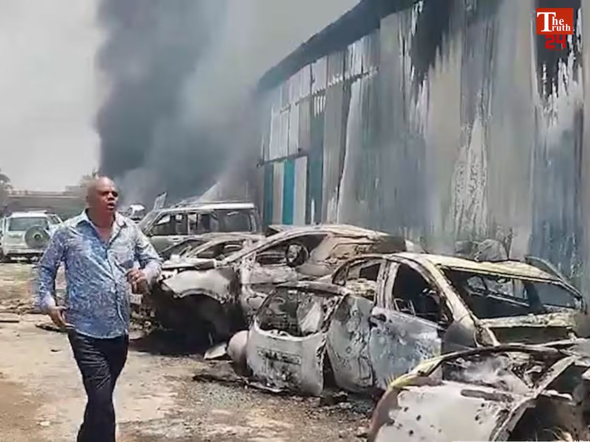 car godown fire nagpur