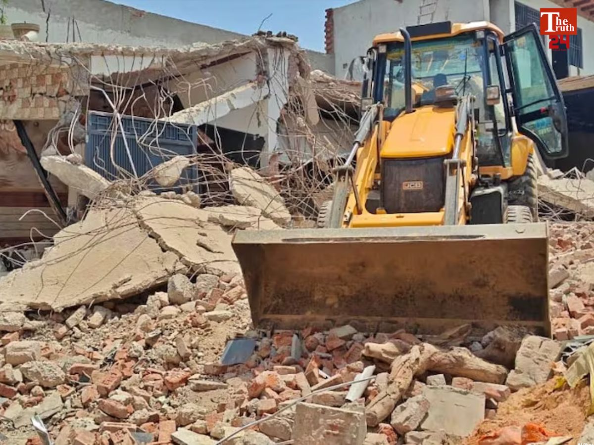 hapur sp leader bulldozer action