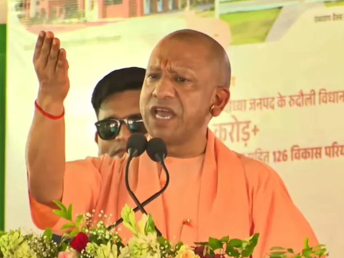 cm yogi ayodhya visit said about ram mandir chanda chori donation theft Issue