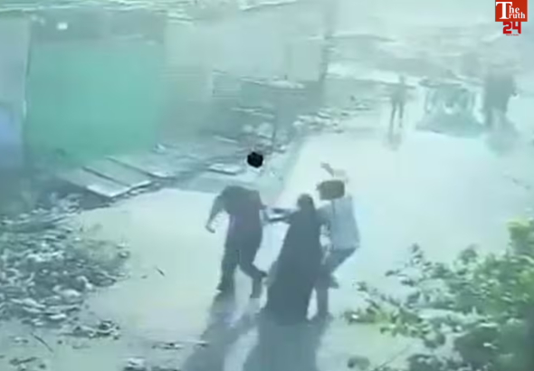 akshay chandel ex boyfriend stabbed girlfriend and her sister bhopal