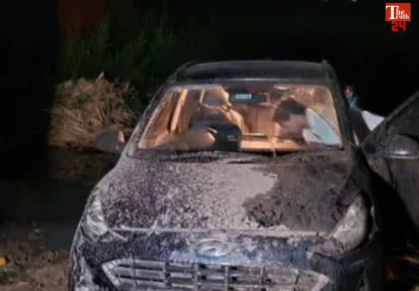 car falls into drain due to google map shown route hapur