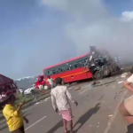 gujarat dhulia highway bus collision fire six killed surat