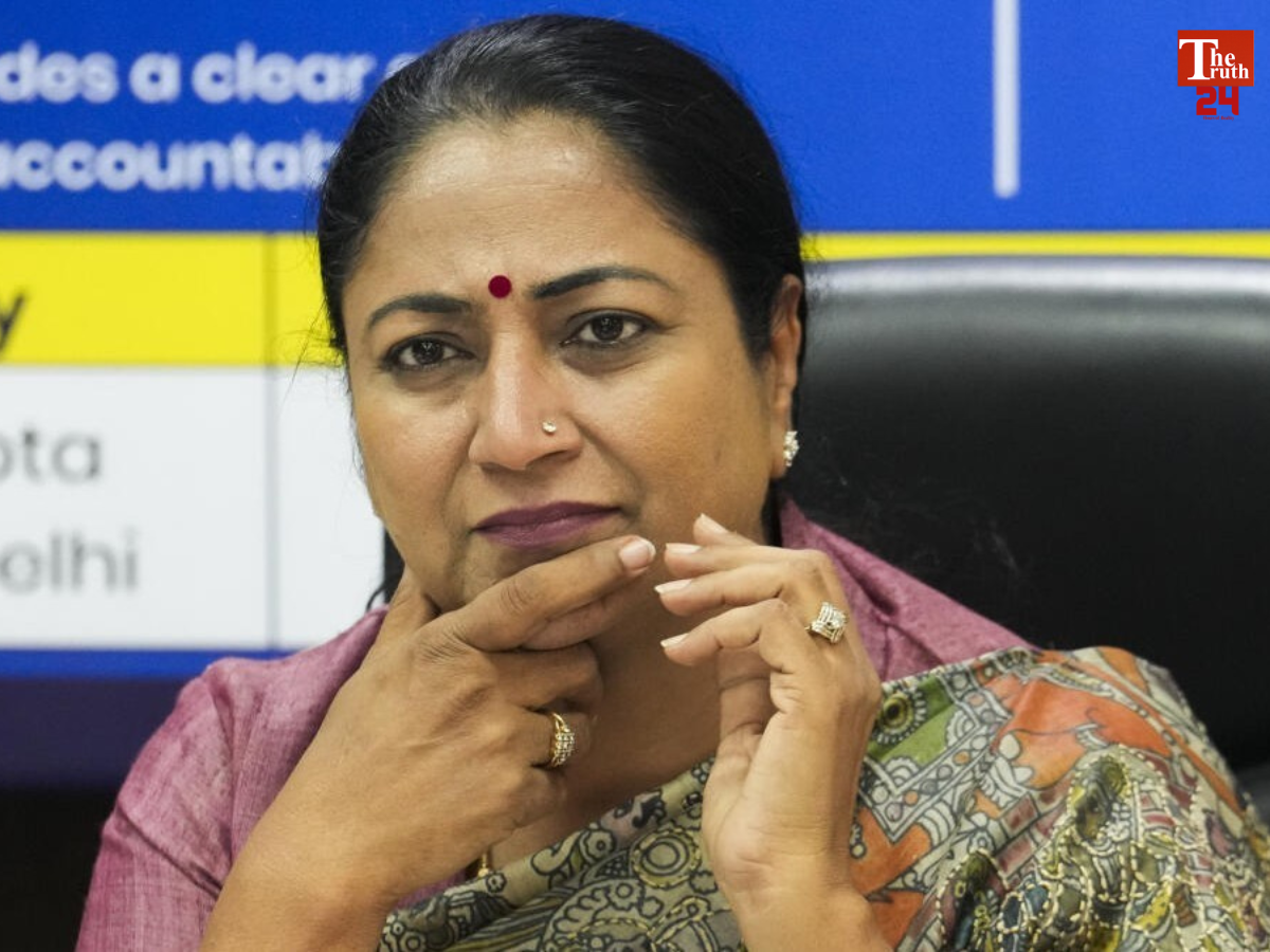 hotel fire rekha gupta announces compensation for victims malviya nagar