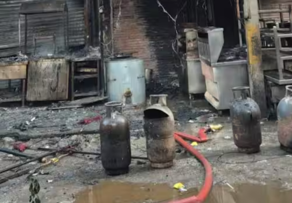 Delhi hotel fire incident