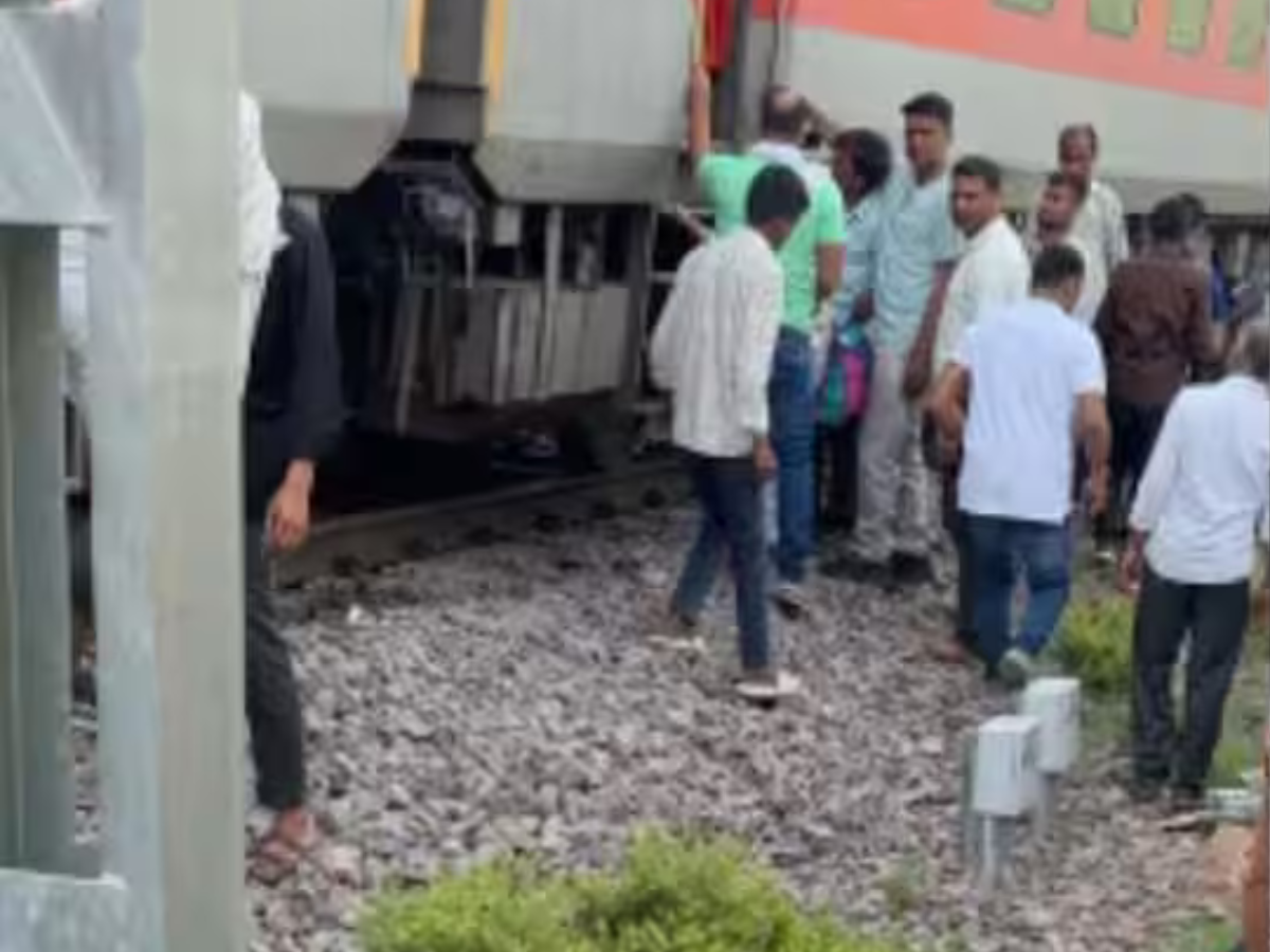 train fire rumour six passengers killed patalkot express rail accident morena