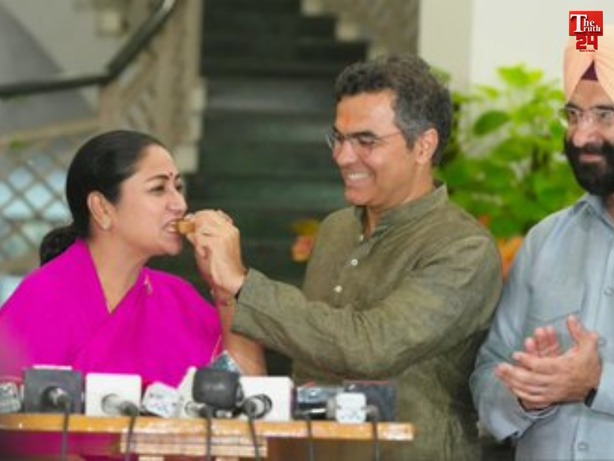 CM REKEHA GUPTA