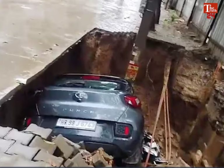 Ghaziabad Road Collapse