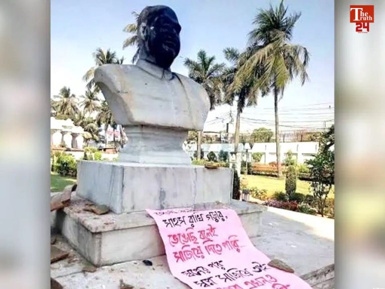 Syama Prasad Mookerjee Statu