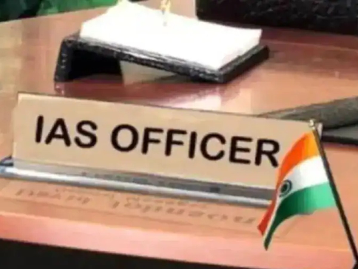 UP Ias reshuffle 20 officers transferred see full list yogi government reshuffles in state