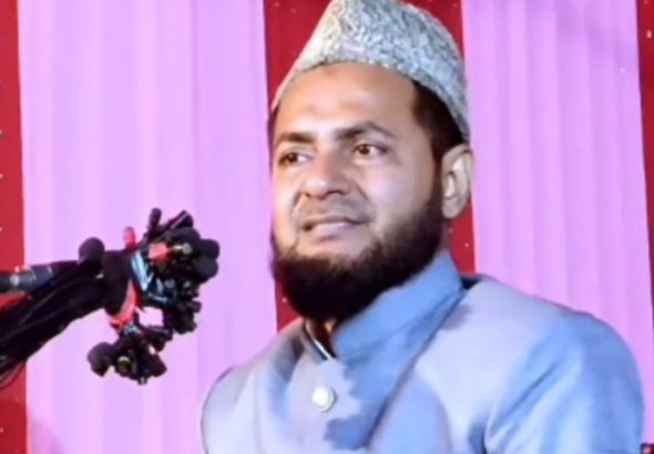 Another video of Maulana Jarjees Ansari goes viral He retracts his statement after claiming Lord Krishna offered Namaz
