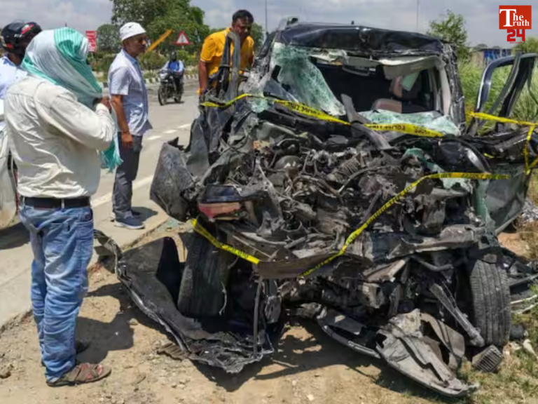 bhojpur road accident scorpio collides with trailer coming from manali