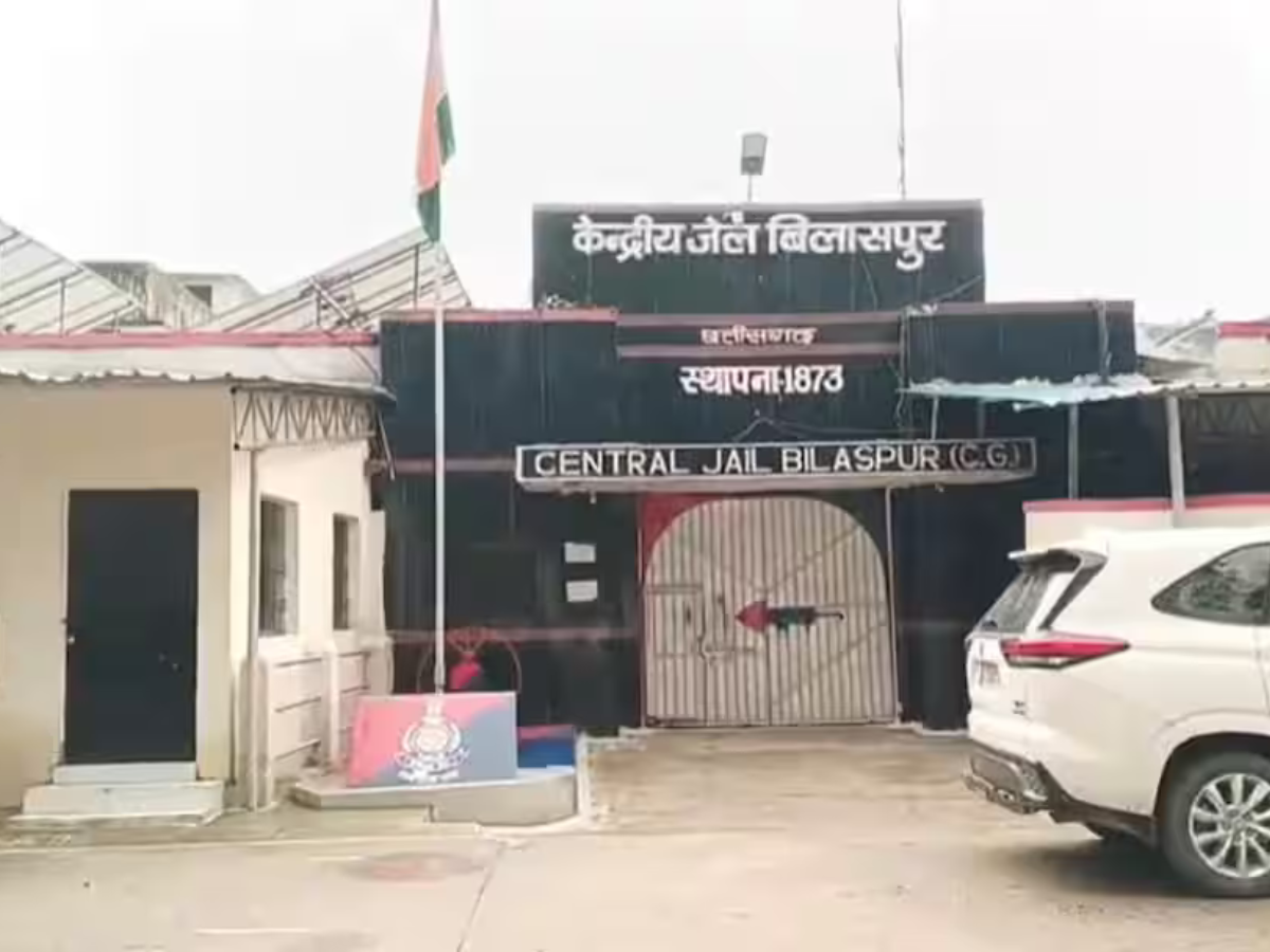 bilaspur central jail prisoner jumps into gasifier furnace dies