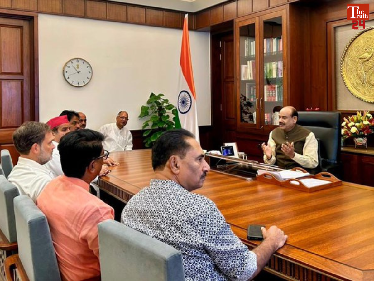 rahul gandhi meets lok sabha speaker over student protest lathicharge delhi