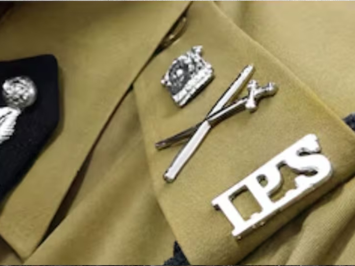 9 IPS officers transferred in UP new police