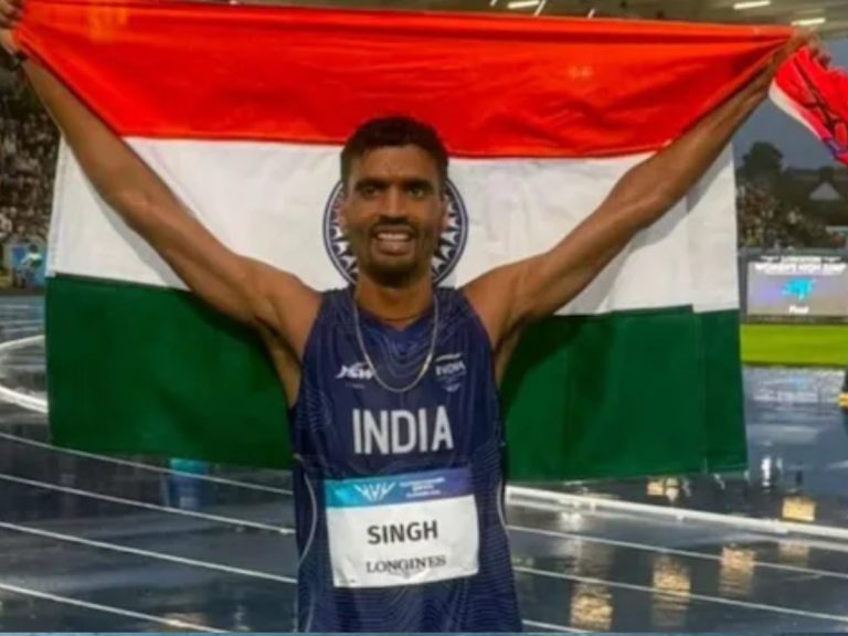 UP Gulveer Singh creates history at the Commonwealth Games winning bronze medal in the 5000m race